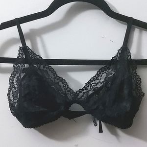 Aritzia Talula Lace Bralette
